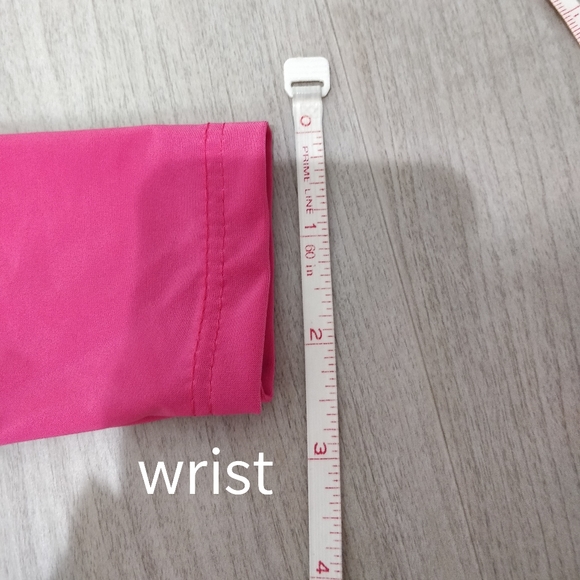 NWT PrettyLittleThing pink silky slinky crop top - Picture 8 of 11